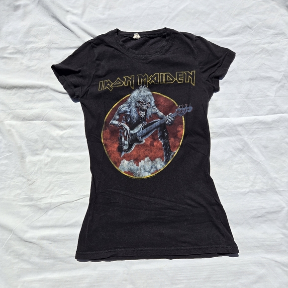 Iron Maiden - Picture 1 of 5